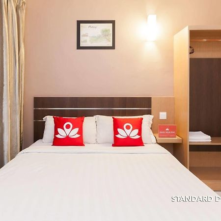 Oyo 182 Simms Grand Inn Куала-Лумпур Экстерьер фото