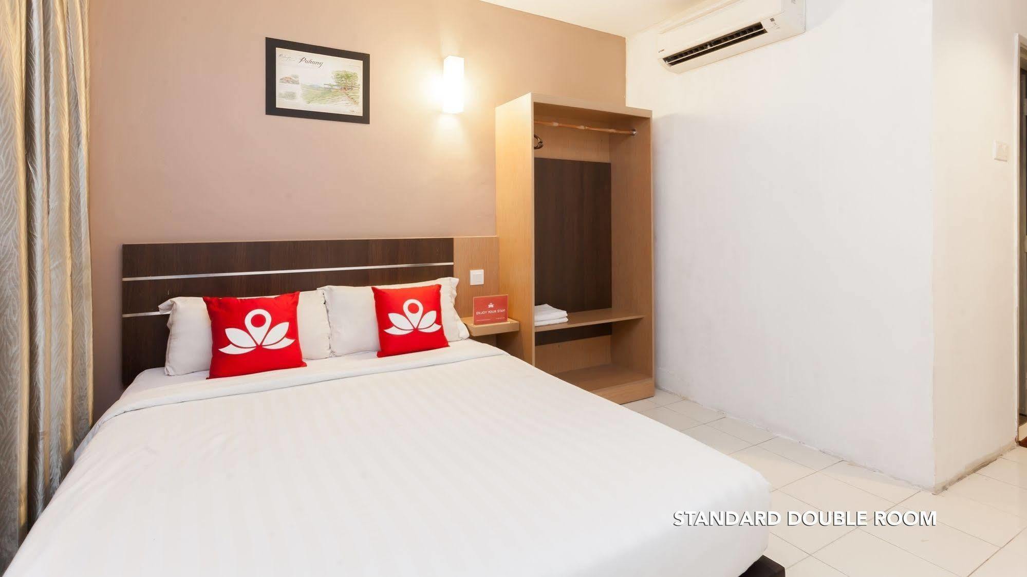 Oyo 182 Simms Grand Inn Куала-Лумпур Экстерьер фото